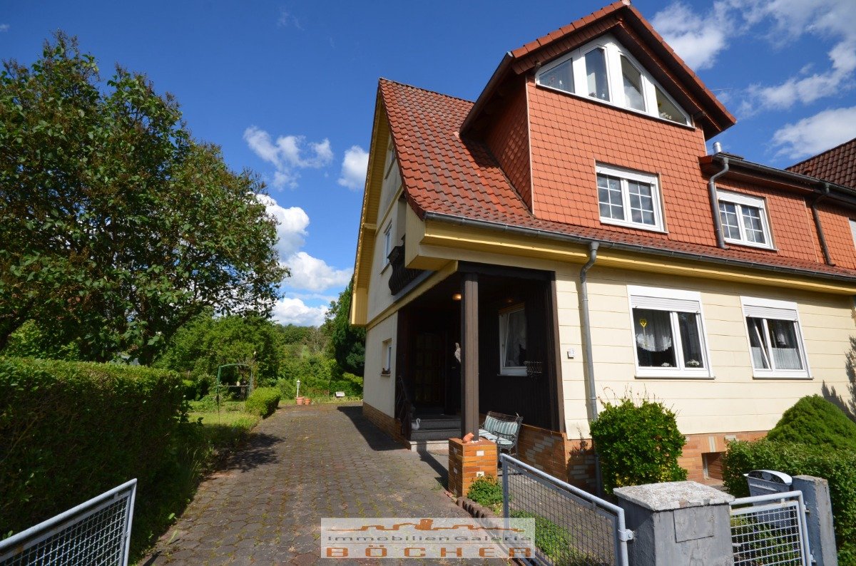 Gepflegtes Wohnhaus mit Traumgarten - mit 360°-Rundgang Gepflegtes Wohnhaus mit Traumgarten - mit 360°-Rundgang